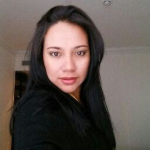 Meet your Posher, Mayra alejandra